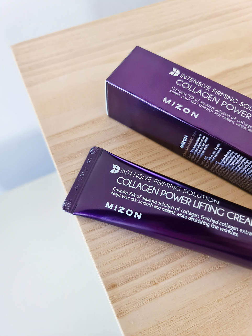 Mizon Collagen Power Lifting Cream tube